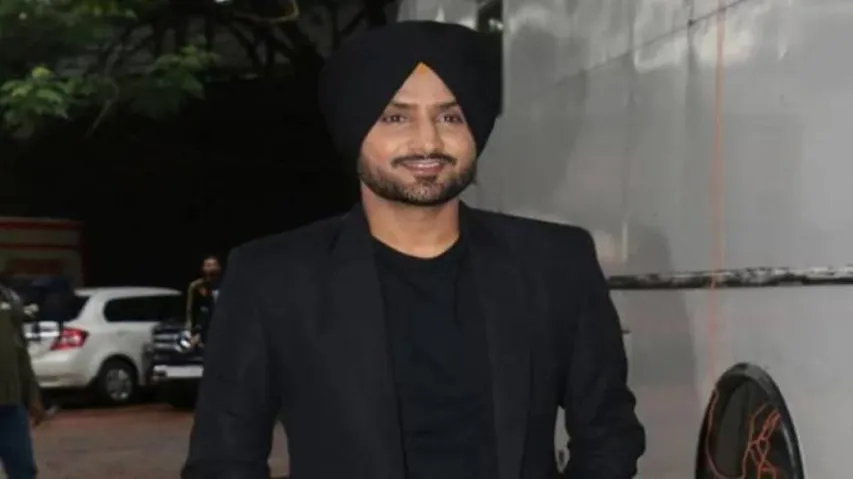 Expect Imran To Promote Peace, Not Hatred, Says Harbhajan