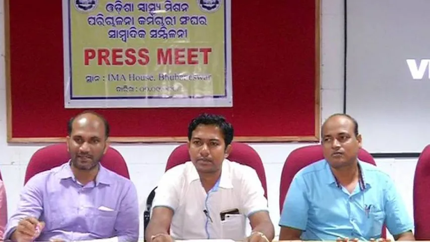 Non-medico health staff threaten stir from Sept 10