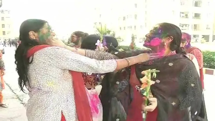Fun and frolic mark Holi celebrations in Odisha