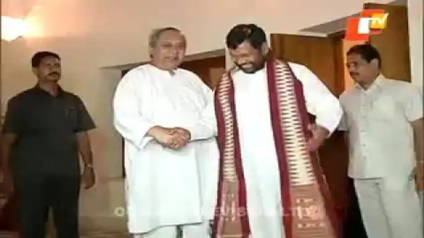 Odisha urges Centre to increase rice quota