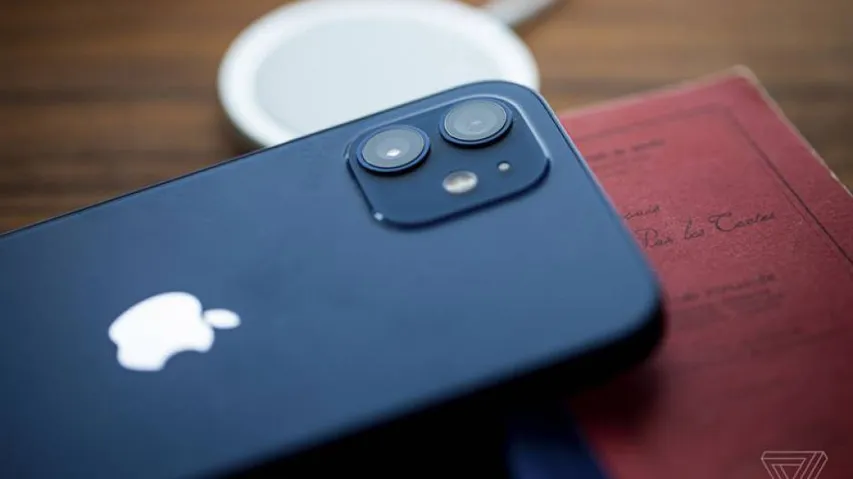 'Apple Days' Sales Offer Deals On Amazon: Buy iPhone 12 Mini & Other Models At Discount
