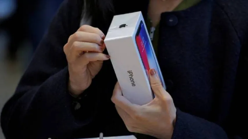 Foxconn set for mass production of iPhones in India