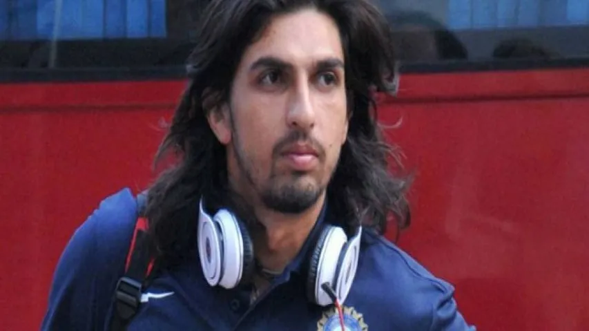 Injured Ishant ruled out of World Cup, Mohit to replace him