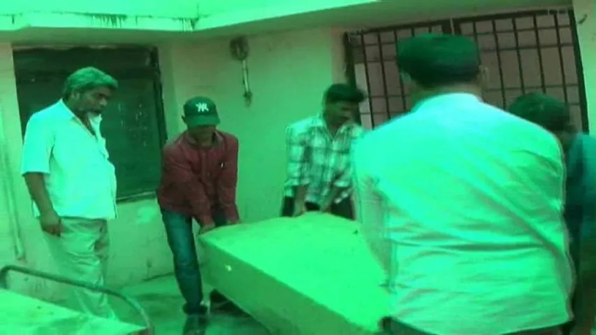 Family members relent, accept body of engineer who died in Lanka