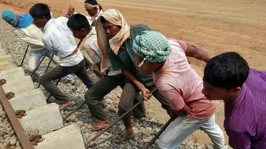 25 labourers from India held captive in Malaysia: Reports