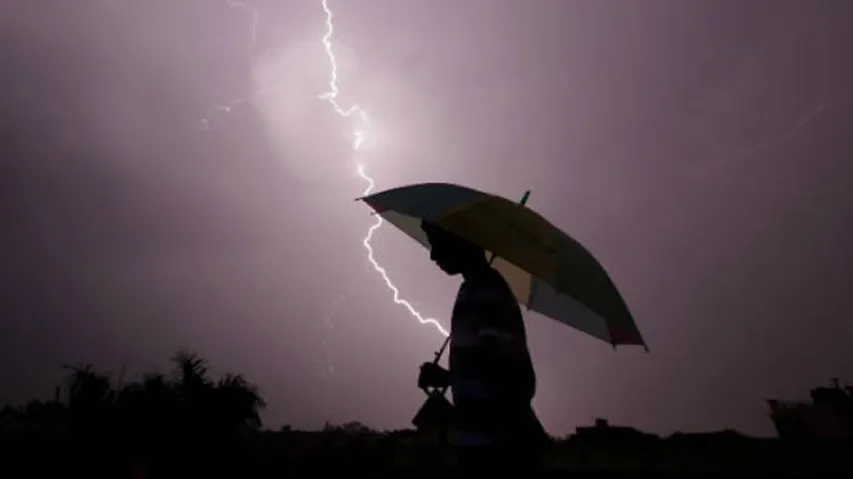 WARNING: Thunderstorm, lighting alert issued for 6 Odisha districts