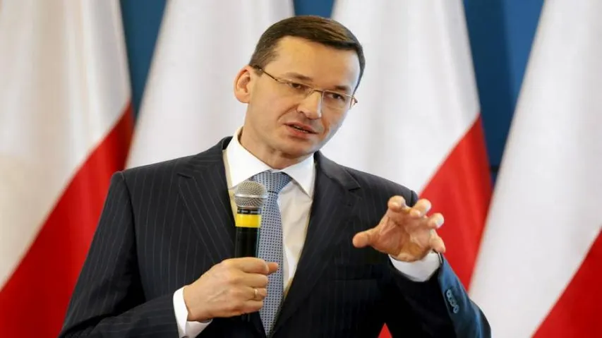 YouTube apologises for Polish PM translation error