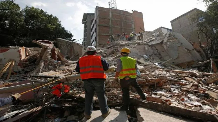 Mexico City residents remain homeless after earthquake