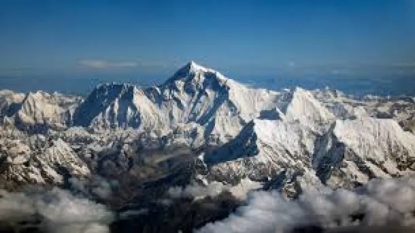A flight that takes you to kissing distance of Mount Everest