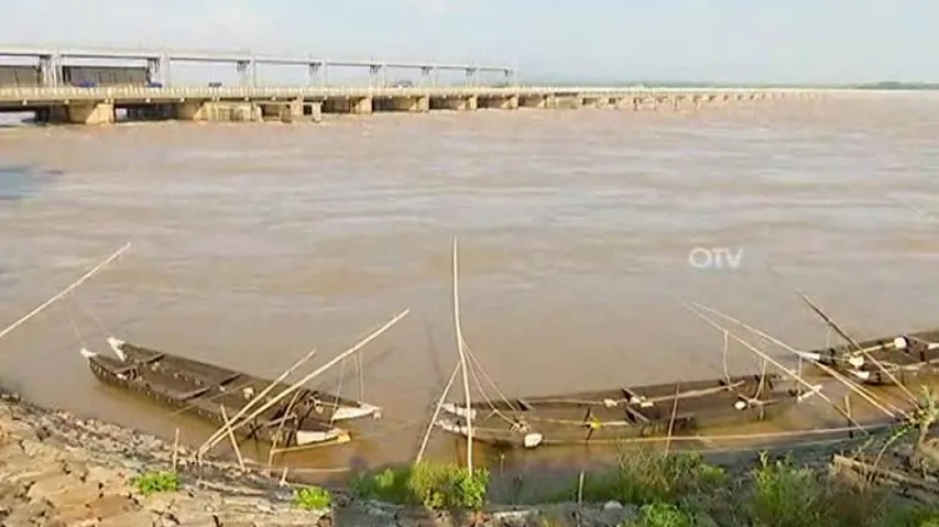 Odisha Flood Update: Expected Peak Flood Flow To Be Around 10 Lakh Cusecs At Mundali