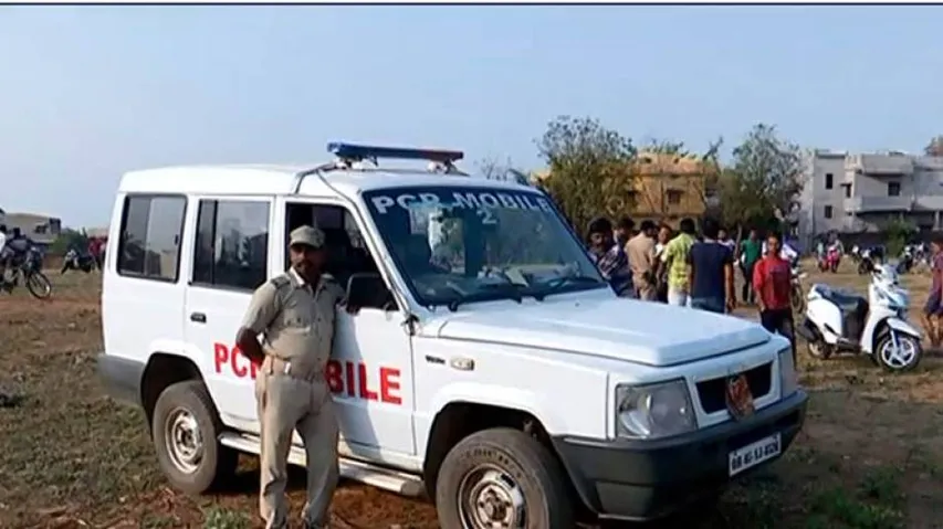 Woman's body found hanging, murder over extra-marital affair suspected