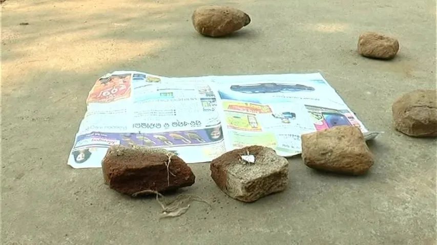 Body of newborn girl found on road