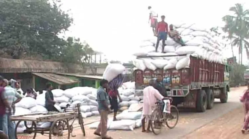 Hassles in procurement forcing Odisha farmers to sell paddy in neighbouring states