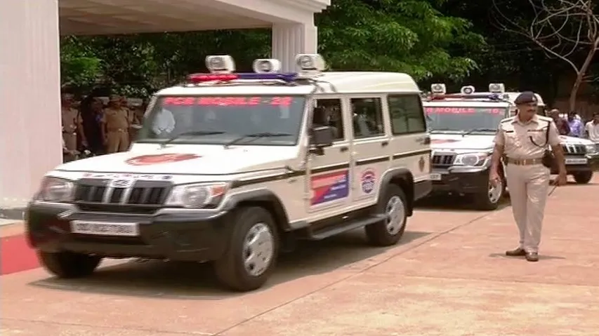 Twin City policemen patrolling in PCR vans to carry guns