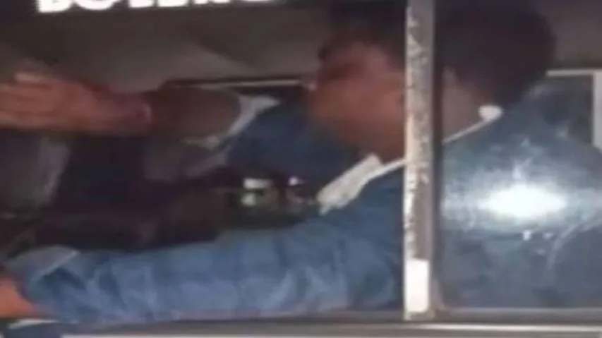 Role Reversal: Khurda Public Beat Up Police For Demanding Money