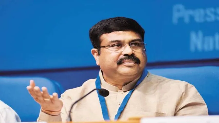 Govt planning to deliver Petrol, Diesel online: Dharmendra Pradhan