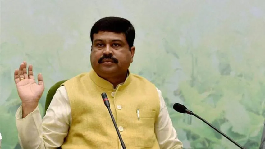 Pradhan urges Odisha CM to reduce VAT on petrol, diesel