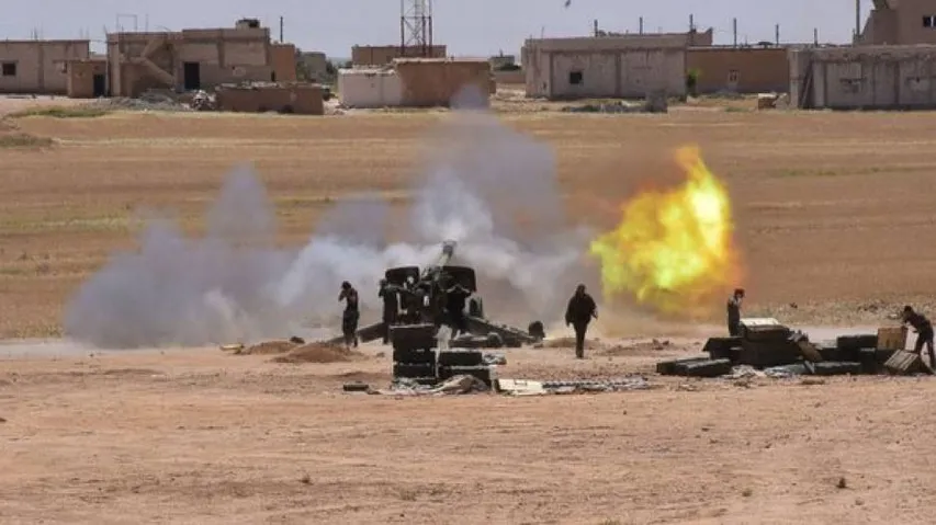 Pro-Assad forces launch offensive after Ghouta victory