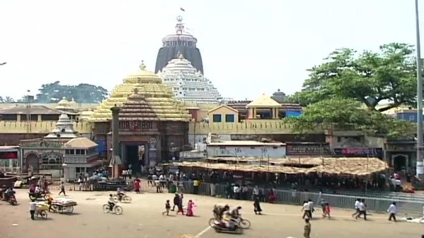 Photos of Jagamohan repair work inside Puri Srimandir go viral