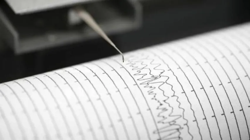 6.9-magnitude quake hits southern China