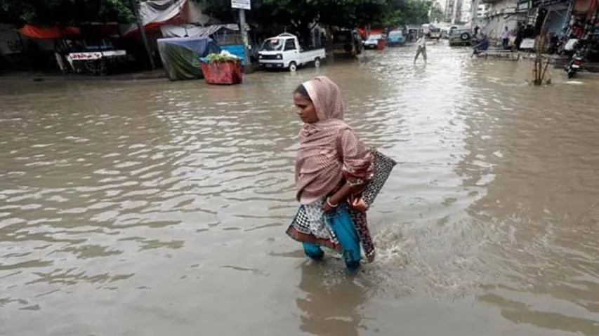 11 killed as heavy rain lash Pune