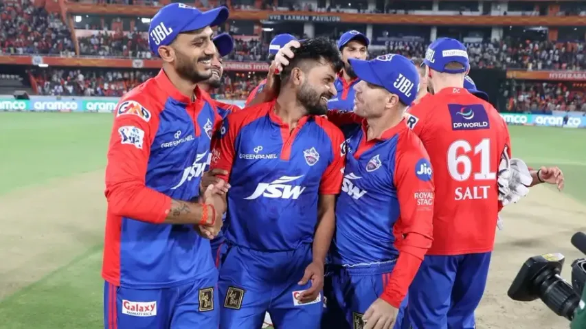 Axar overshadows Washington Sundar in clash of all-rounders as Delhi Capitals beat SRH. 
