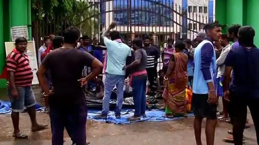 Cuttack open drain death case: Family members stage protest with dead body at CMC office
