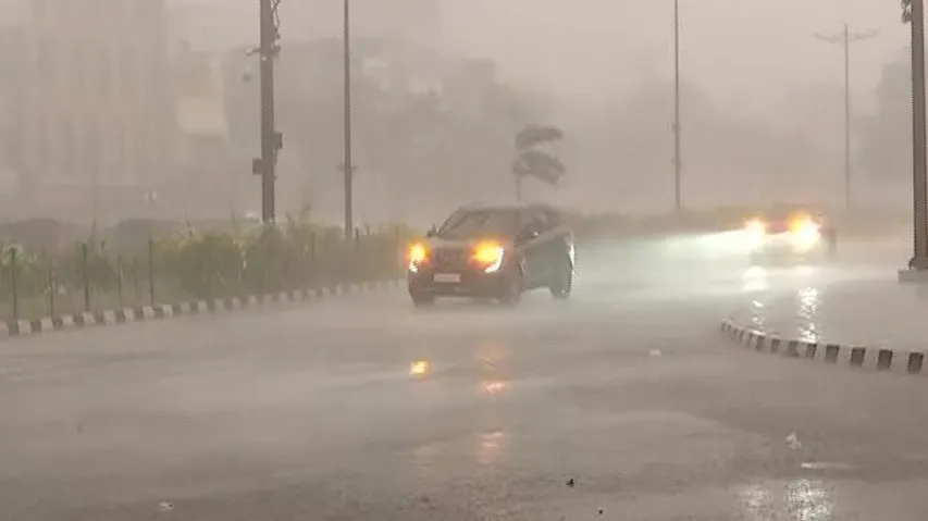 Cyclonic circulation forms, low pressure likely in 24 hours 