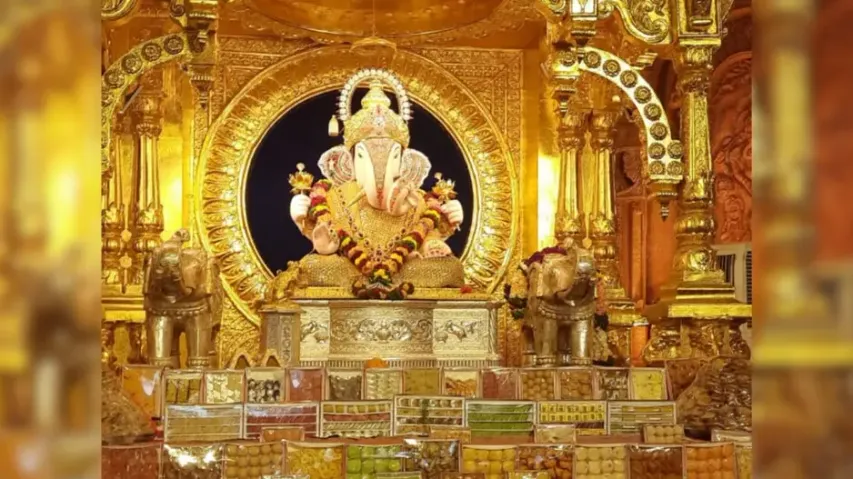 Ganapati Bappa Moriya! On a Ganesh Puja trail in Pune