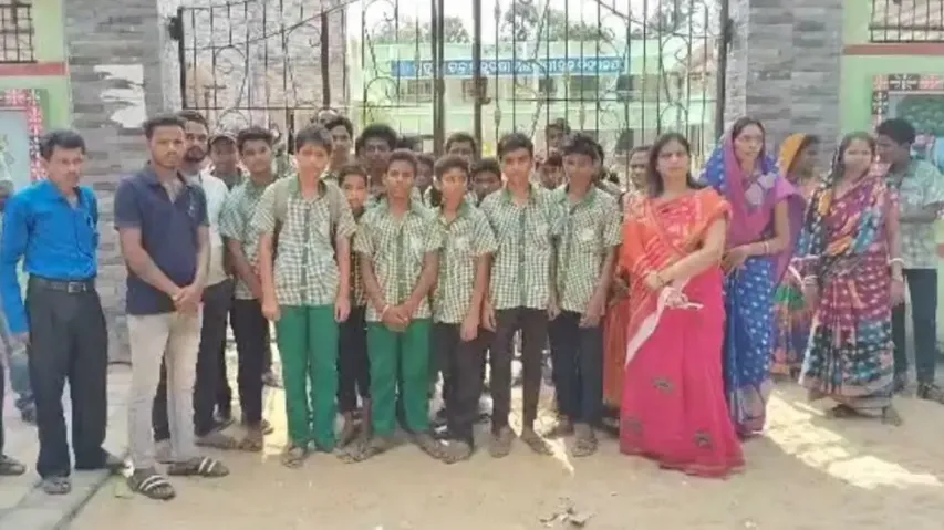 class-9-student-s-remark-in-answer-sheet-goes-viral-in-odisha