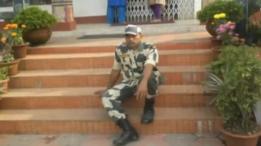 Odisha village bids tearful adieu to martyred BSF jawan Ishwar Chandra Dora 