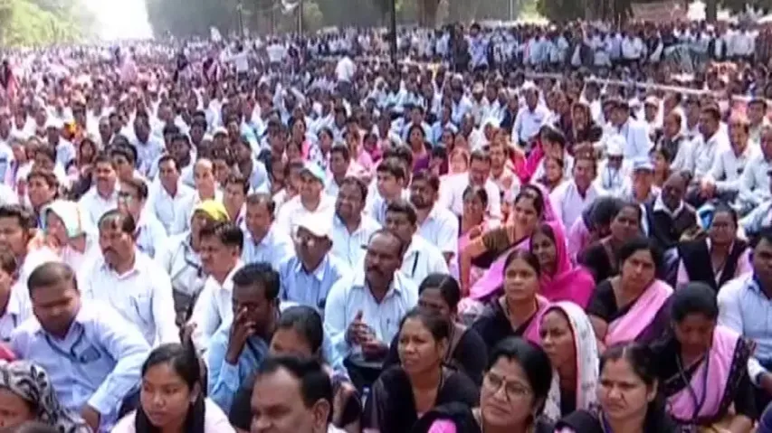 Gana Sikhyaks Protesting At Bhubaneswar
