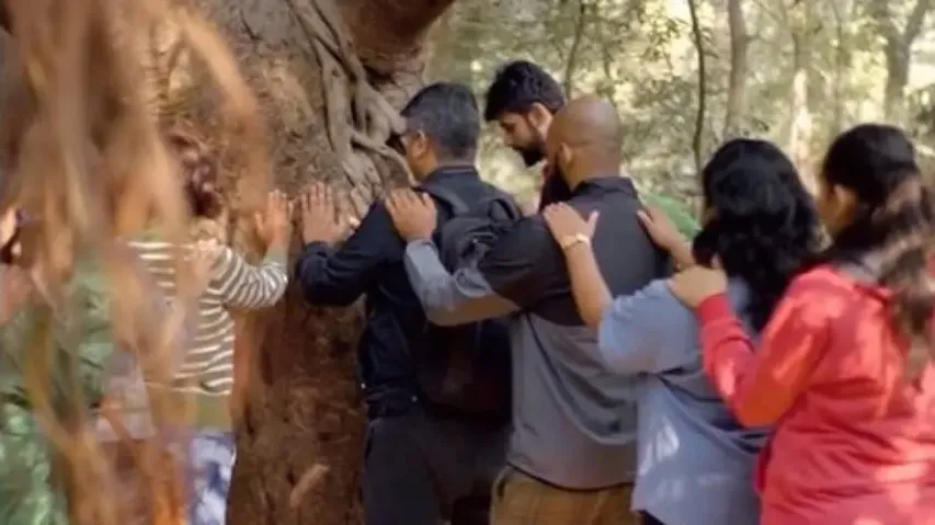Bengaluru: Rs 1,500 for hugging trees, internet shocked