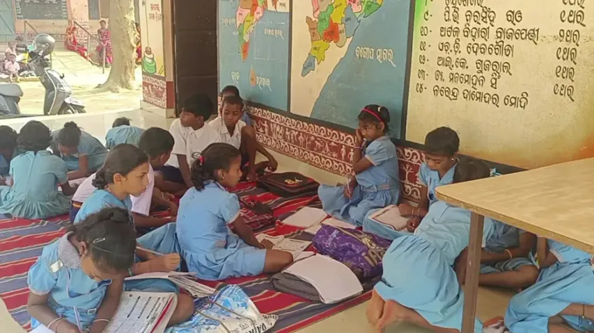 Verandah turns classroom for students in Mayurbhanj