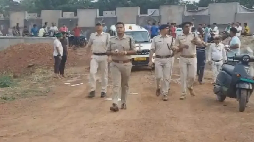 BJD workers vandalise market complex in Jajpur after SUV runs into party MLA's election rally