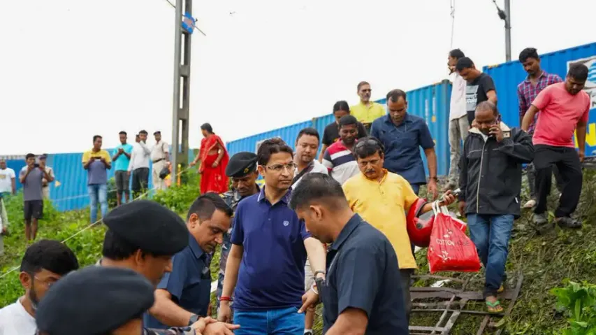 Bengal train accident: Railway Minister announces enhanced ex-gratia of Rs 10 lakh for victims’ kin