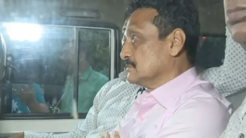 Odisha Vigilance arrests Lower Suktel’s chief construction engineer; 36 plots detected 