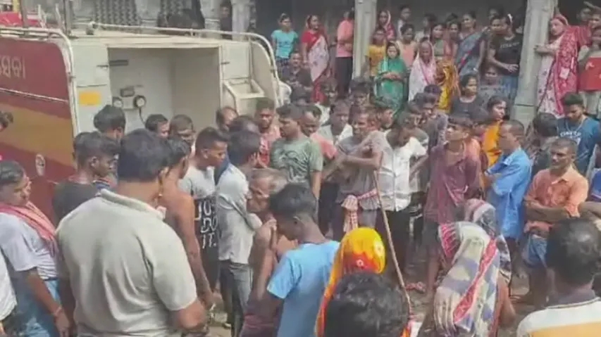 Fire engulfs house in Kendrapara