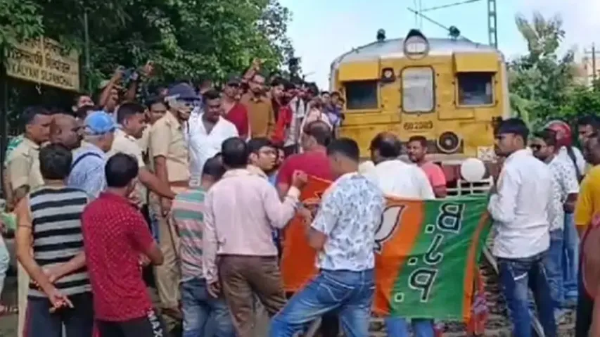 Bengal Bandh: BJP's 12-hour protest evokes massive response, trains stopped, shops shut