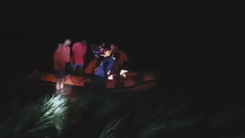 Man taking shelter in tree hollow in Malkangiri flood rescued after 20 hours