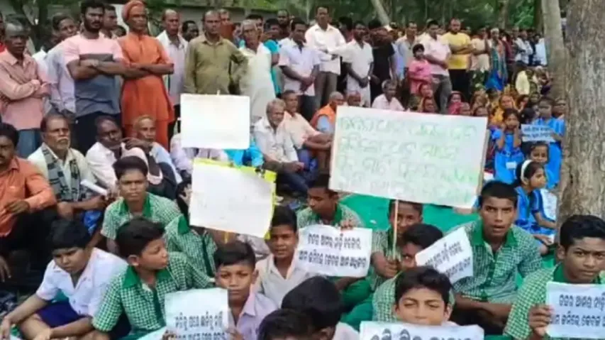 Villagers stage protest against proposed Astarang port in Puri