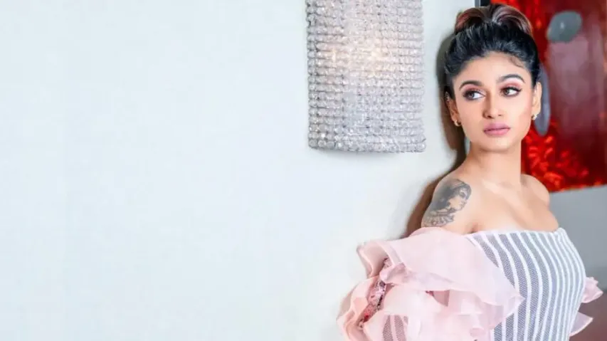 Oviya's MMS Clip update: Actress takes legal action against 'morphed video', lodges police complaint