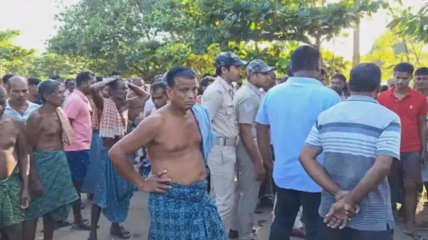 Dumper driver mows down elderly man, woman in Keonjhar