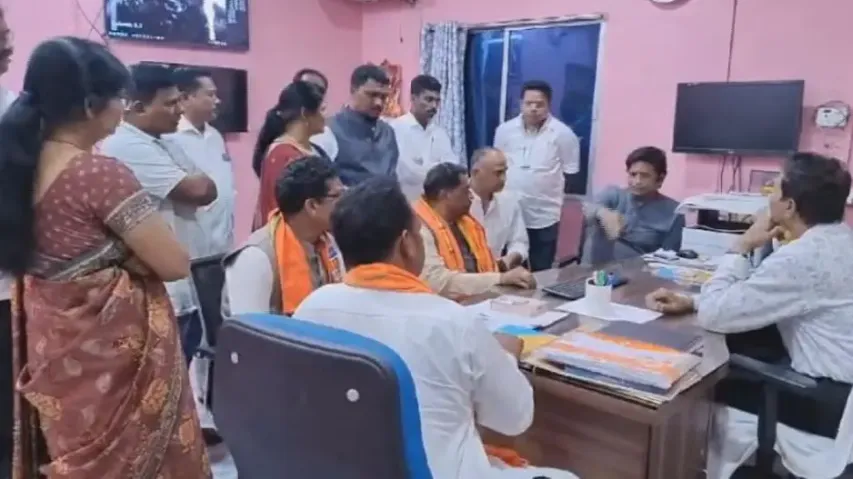 BJP leader survives murder attempt after supporters reach in the nick of time in Rayagada