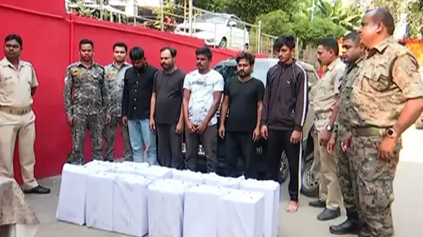 1,440 bottles of cough syrup seized in Sambalpur, 5 arrested