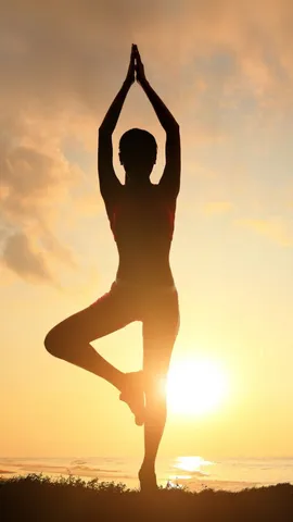 7 Easy Yoga Poses to Kickstart Your Day with Energy and Flexibility