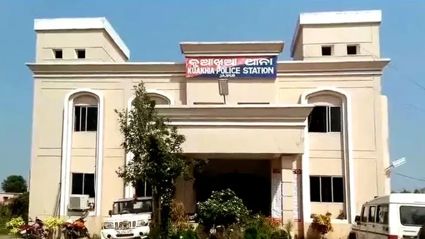 Odisha minor girl ‘elopes with partner by drugging family’