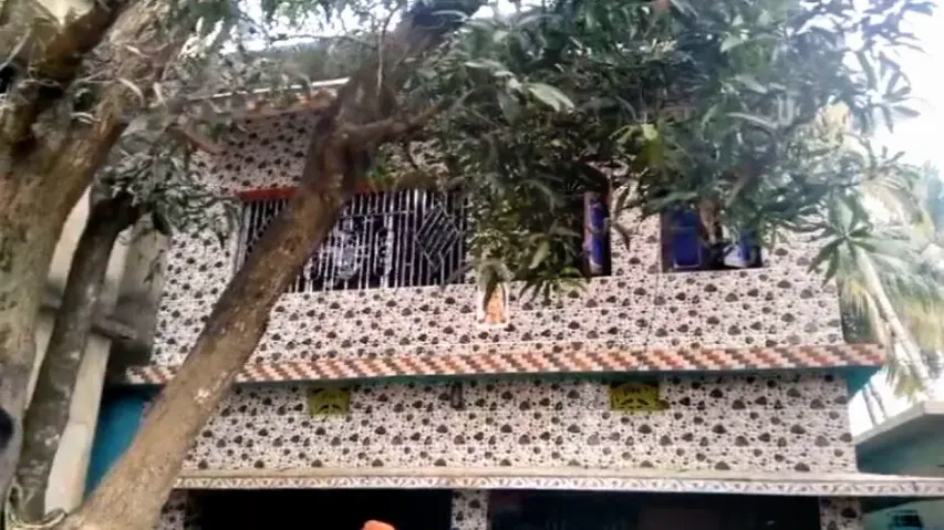 Armed dacoits decamp with valuables worth over Rs 12L in Kendrapara