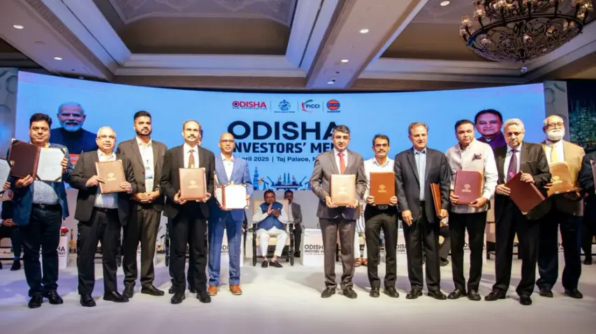 Massive investments by IOCL, Petronet LNG in Odisha; MoUs inked