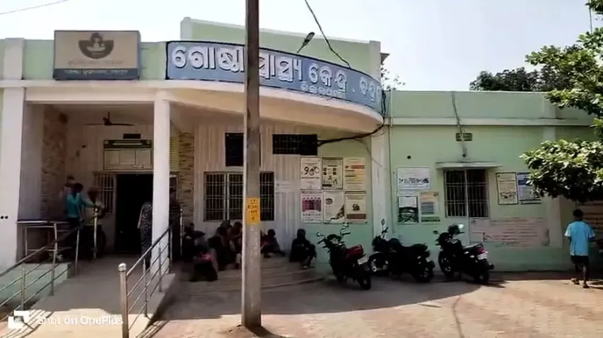 Two workers die of asphyxiation while cleaning well in Odisha; probe on